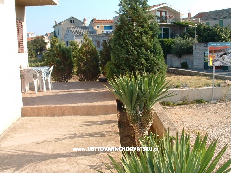 Appartements Želo – Ferienwohnung Betina, Kroatien – Foto 3