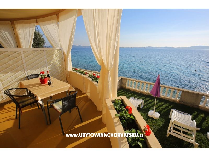 Appartements First row to the sea – Ferienwohnung Bibinje, Kroatien – Foto 11
