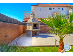 Holiday Home Lucija - Bibinje Kroatien