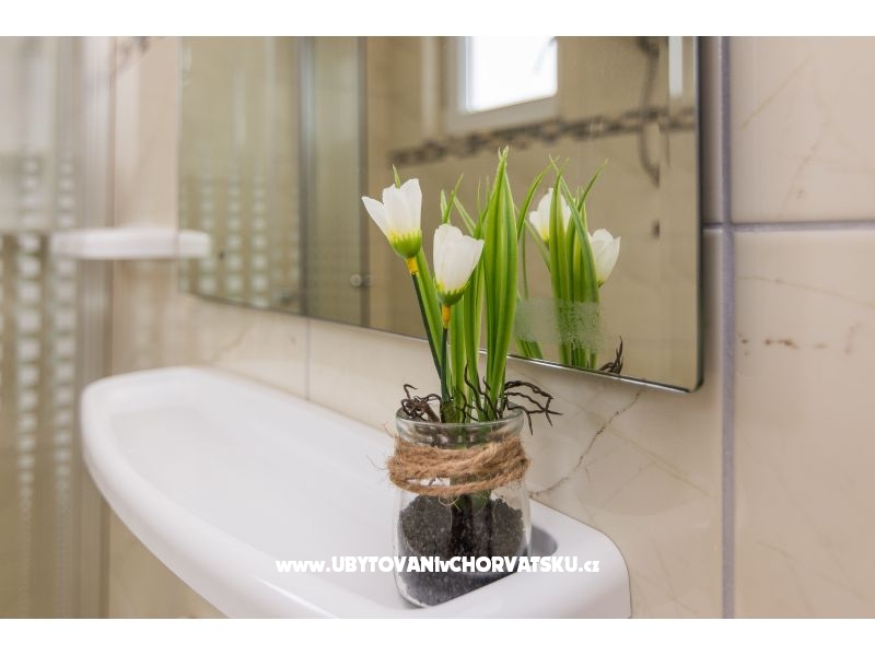 Appartements Mirko i Anka Hromin – Ferienwohnung Bibinje, Kroatien – Foto 5