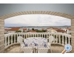 Appartements Golubi - Biograd Kroatien
