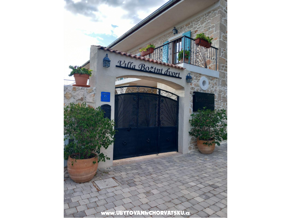 Apartm�ny i sobe Sinka - Biograd Chorv�tsko