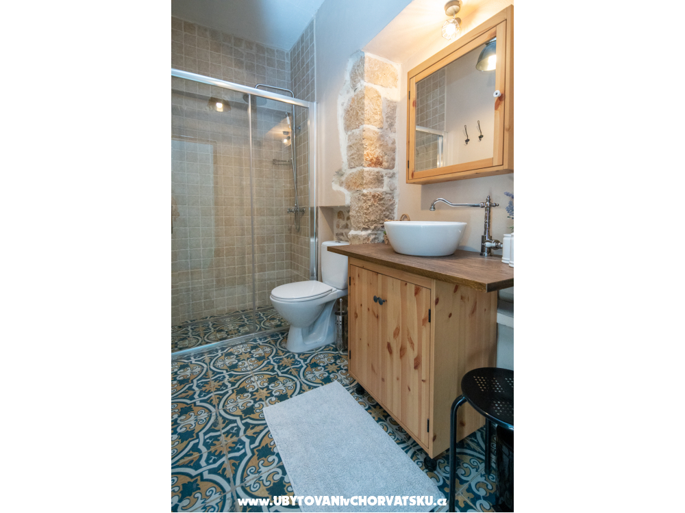 Apartm�ny i sobe Sinka - Biograd Chorv�tsko