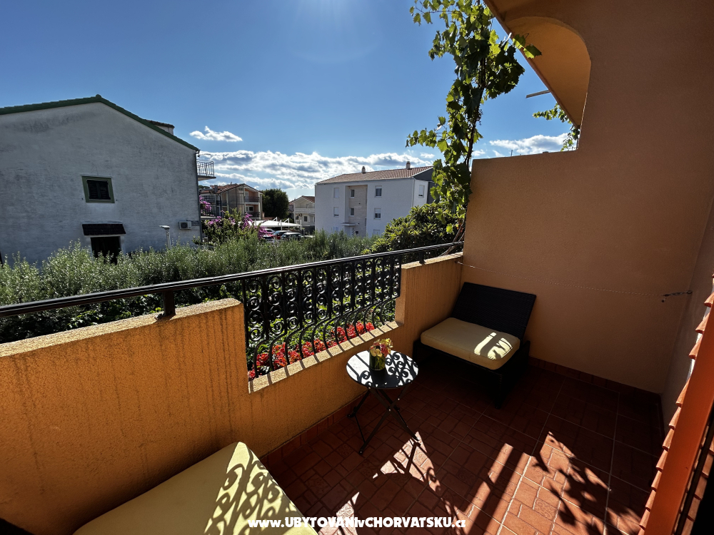 Apartm�ny i sobe Sinka - Biograd Chorv�tsko