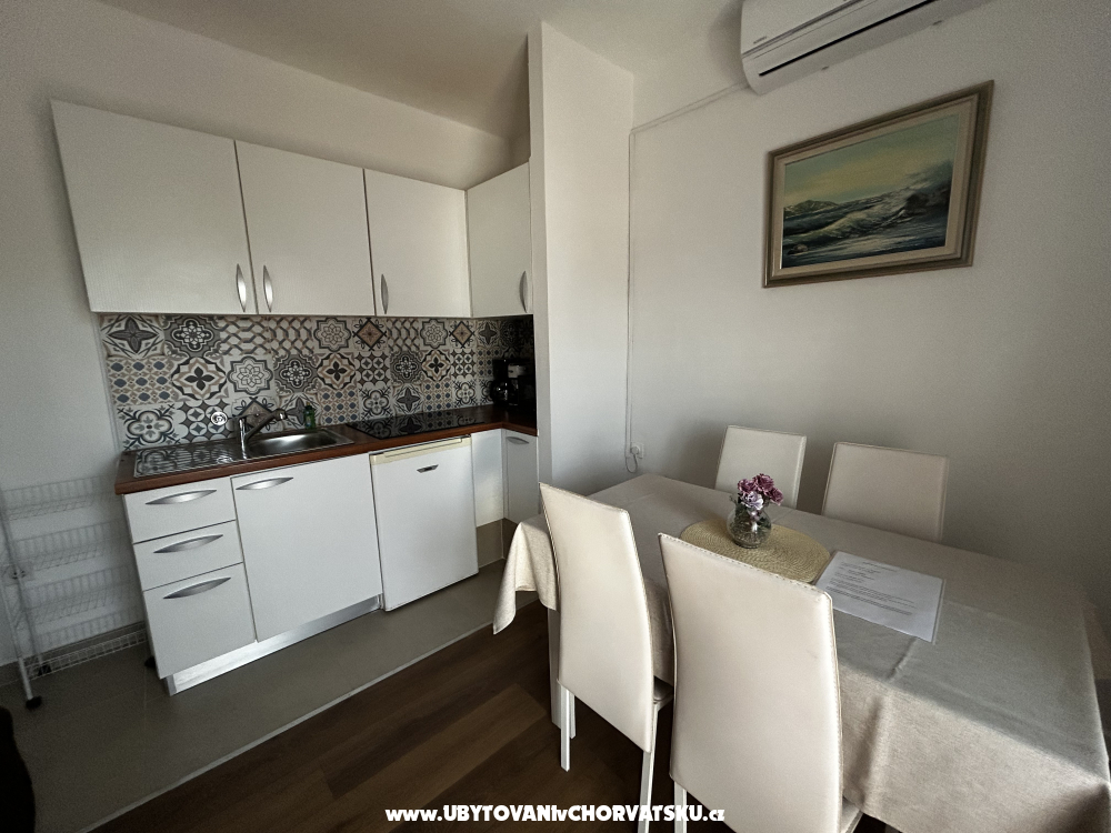 Apartm�ny i sobe Sinka - Biograd Chorv�tsko