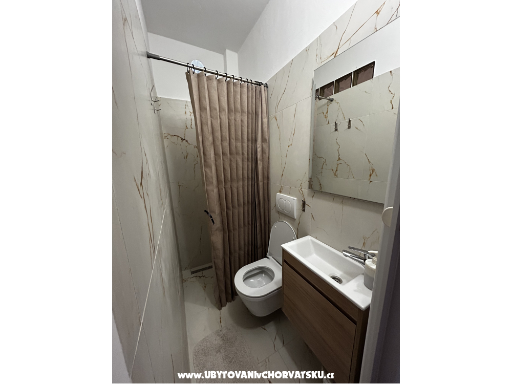 Apartm�ny i sobe Sinka - Biograd Chorv�tsko