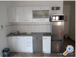 Appartements Lucija - Biograd Kroatien