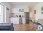 Appartements Lucija - Biograd Kroatien