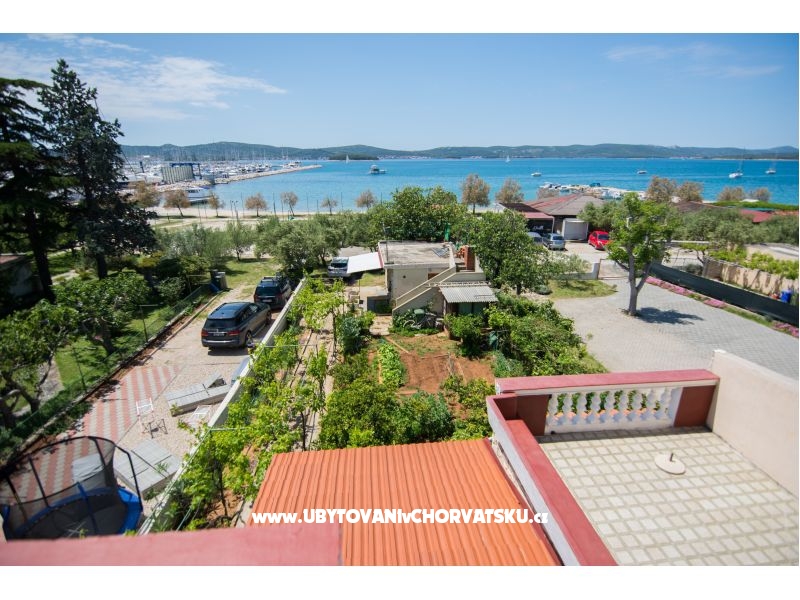 Apartment Anastazija i sobe RoLo uz  – Ferienwohnung Biograd am meer, Kroatien – Foto 1