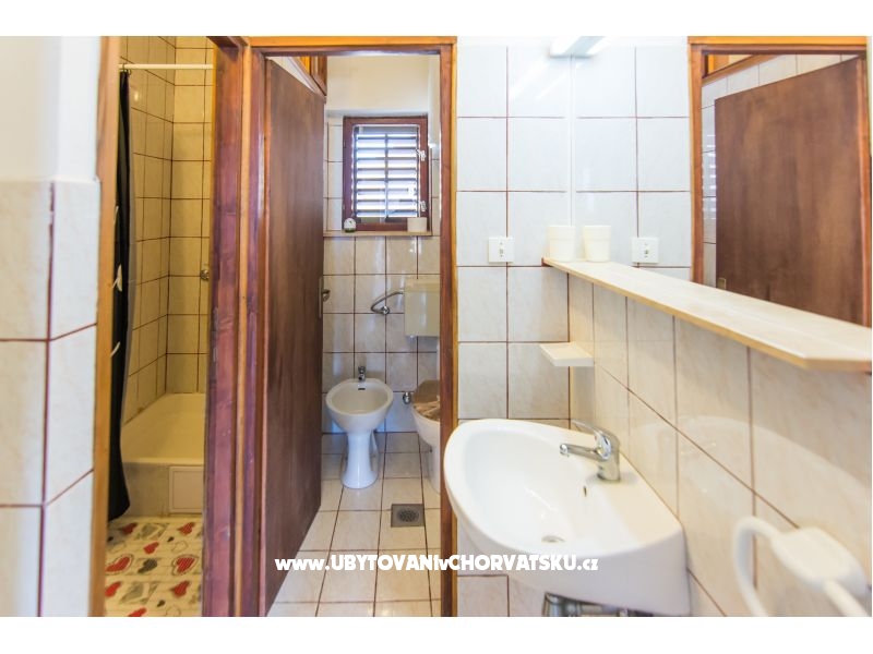 Apartment Anastazija i sobe RoLo uz  – Ferienwohnung Biograd am meer, Kroatien – Foto 10