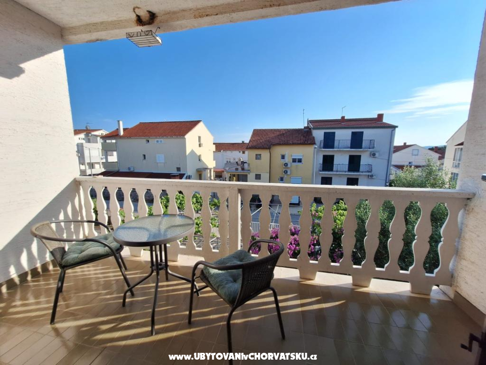 Villa �esto - Biograd Hrvatska