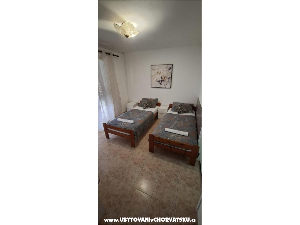 Villa �esto - Biograd Hrvatska