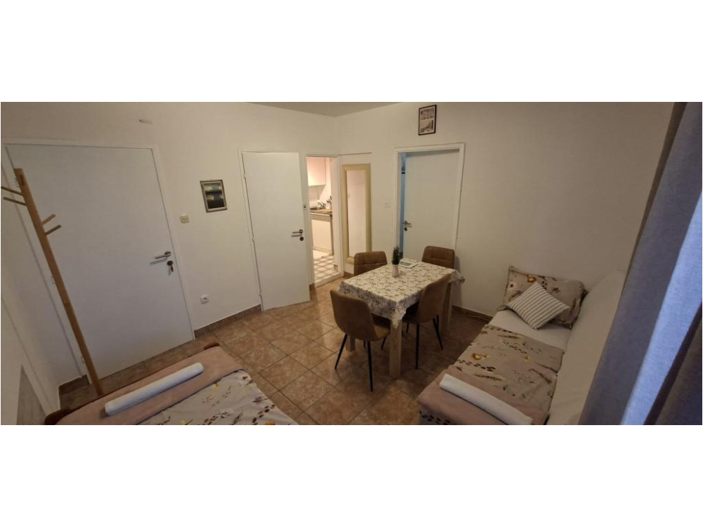 Villa �esto - Biograd Hrvatska