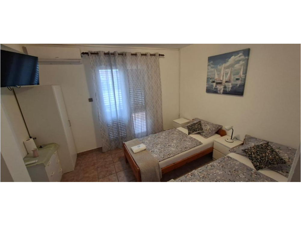 Villa �esto - Biograd Hrvatska