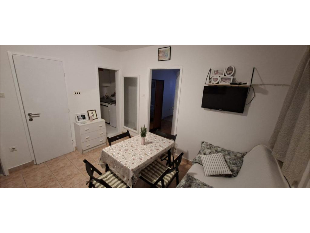 Villa �esto - Biograd Hrvatska