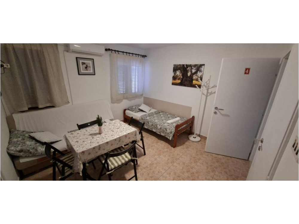 Villa �esto - Biograd Hrvatska