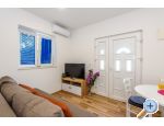 Apartment Dego with parking - Blace Croatia