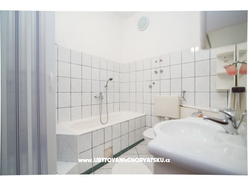 Apartment Ljubica – Ferienwohnung Insel Brac, Kroatien – Foto 7