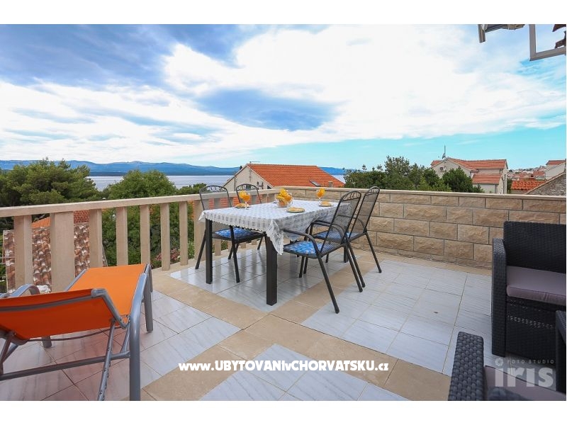 Apartment Marika – Ferienwohnung Insel Brac, Kroatien – Foto 1