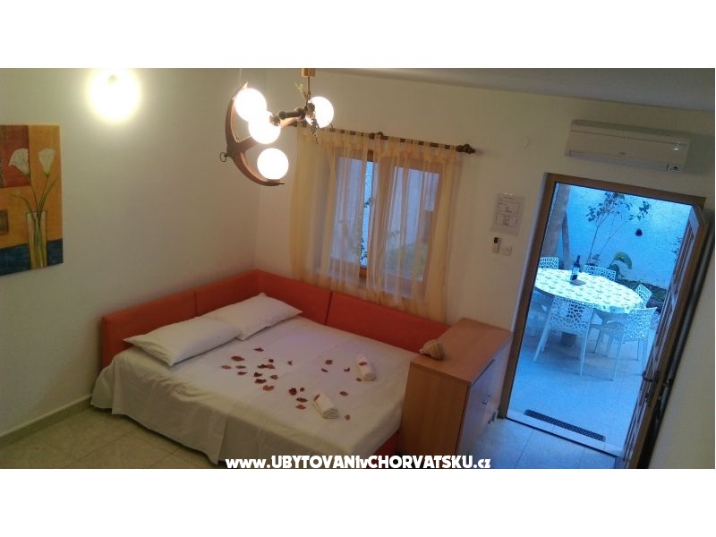 Apartment Restović – Ferienwohnung Insel Brac, Kroatien – Foto 4