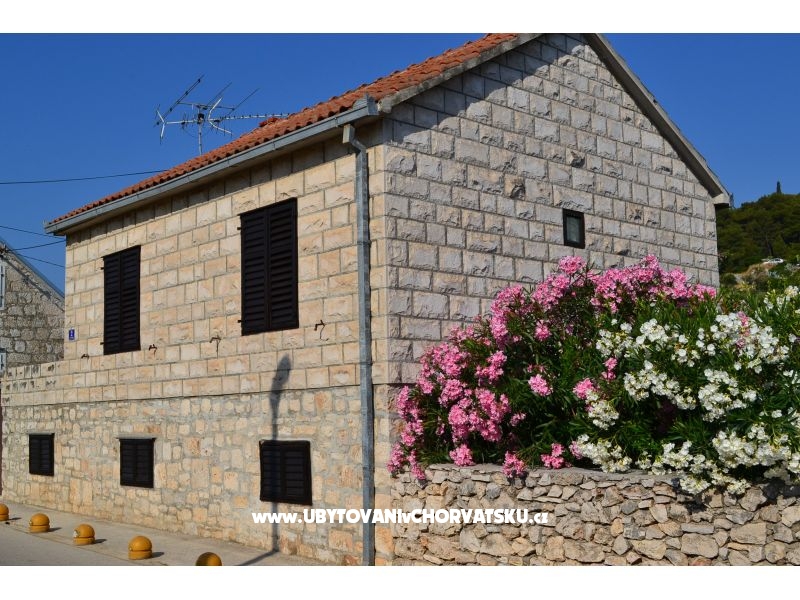 Apartment Tereza – Ferienwohnung Insel Brac, Kroatien – Foto 1