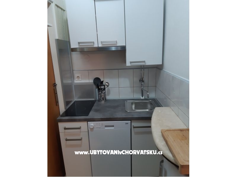 Apartment Zorica Jović – Ferienwohnung Insel Brac, Kroatien – Foto 4