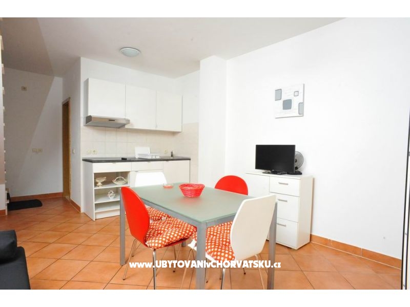 Appartements Bera, Julie i Edi – Ferienwohnung Insel Brac, Kroatien – Foto 14