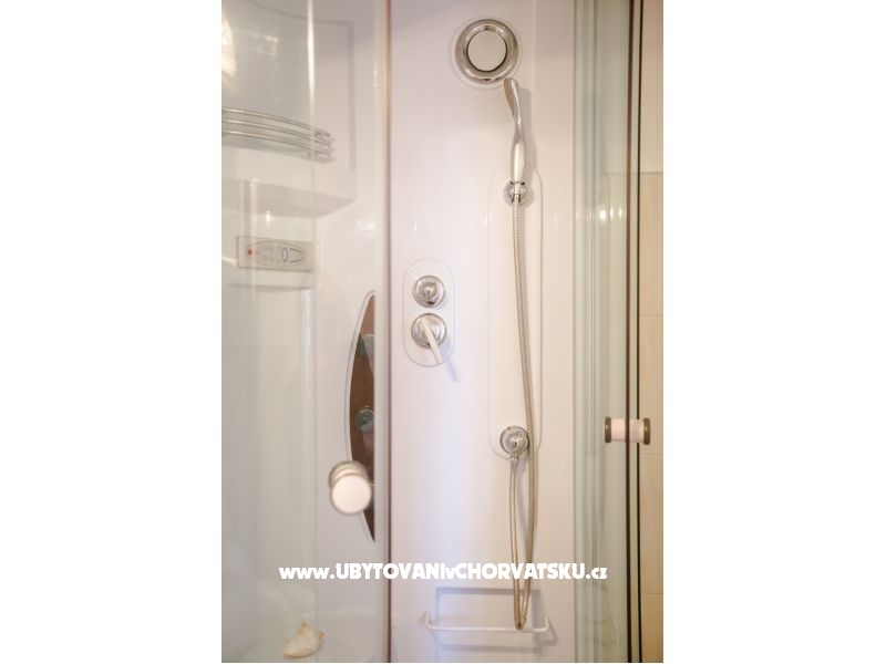 APARTMANI I SOBE,KUCA ZA ODMOR – Ferienwohnung Insel Brac, Kroatien – Foto 12