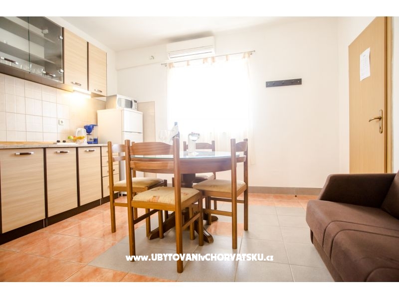 APARTMANI I SOBE,KUCA ZA ODMOR – Ferienwohnung Insel Brac, Kroatien – Foto 9