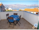 Apartmaji Karampija - Bra Hrvaka