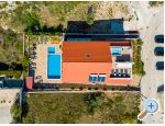 Apartmny La Perla - Bra Chorvatsko