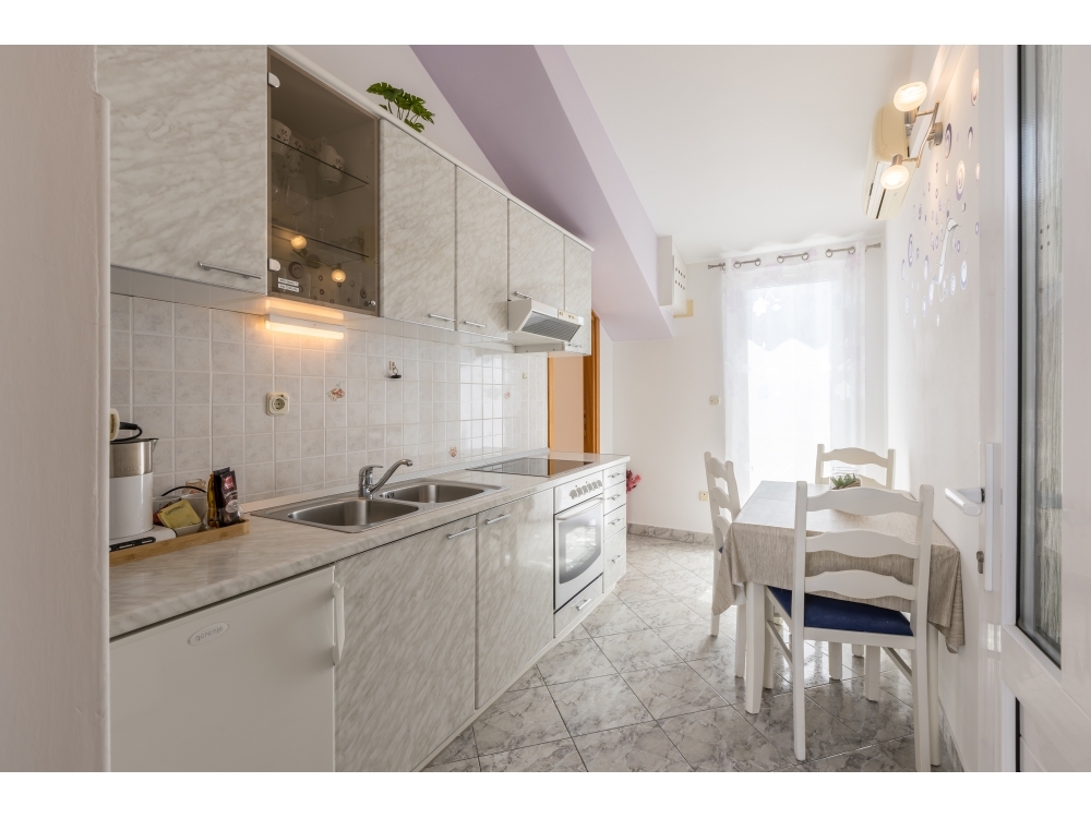 Appartements JELAVI - Bra Croatie