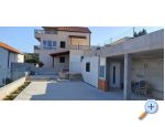 Apartmny Nena - Bra Chorvatsko