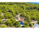 Family House Futura - Bra Croatia