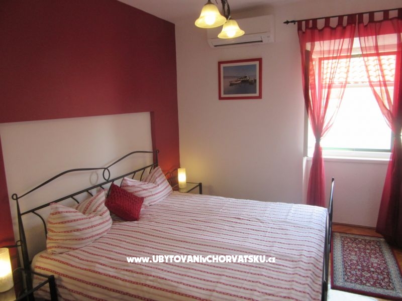 Stone house Nono Ivo 4* – Ferienwohnung Insel Brac, Kroatien – Foto 5