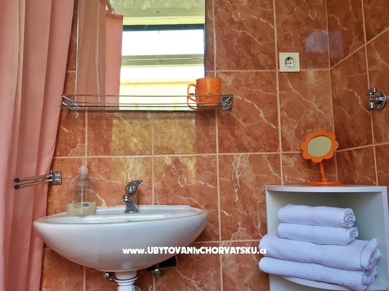 Cro-Split Ferienwohnungen – Ferienwohnung Insel Brac, Kroatien – Foto 9