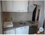 Appartements Jena, Pisak - Brela Kroatien