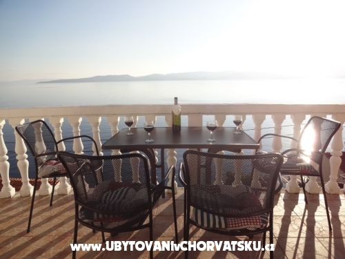 Appartements Jena, Pisak - Brela Croatie