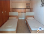 Appartements KiS Zeli - Brela Kroatien