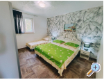 Appartements Nada Mustapi - Brela Kroatien