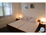 Appartements Mark - Brela Kroatien