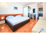 Apartmny Carmen - Brela Chorvatsko