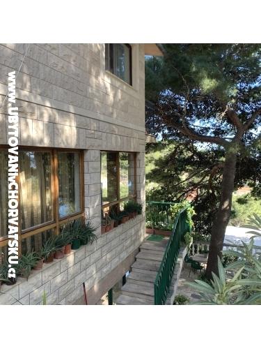 Appartements More - Brela Croatie