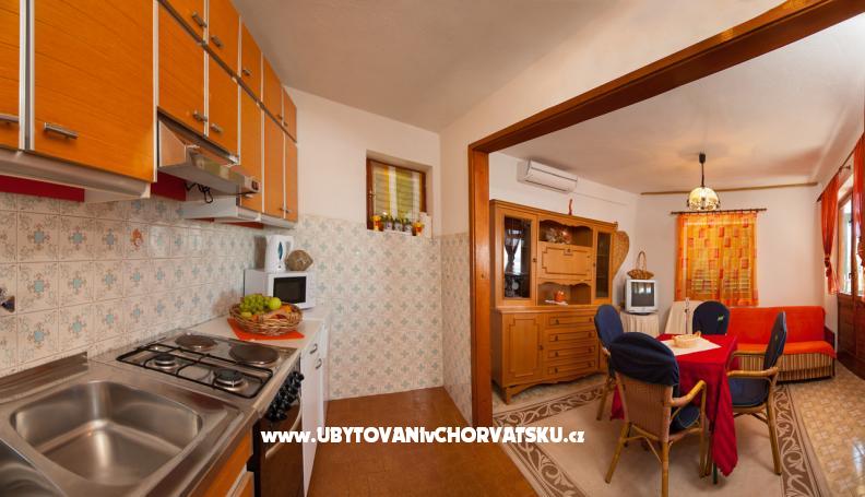 Haus NIVES – Ferienwohnung Brela, Kroatien – Foto 6