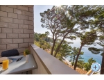 Pine Canopy Studios and Ferienwohnungen - Brela Kroatien
