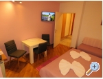 Appartements Mirko Stanii - Brela Kroatien