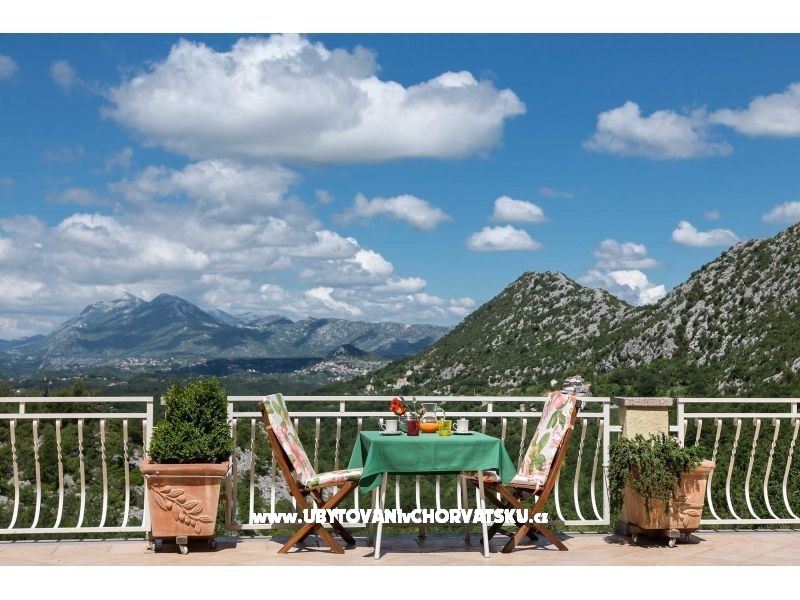 Villa Brelissima – Ferienwohnung Brela, Kroatien – Foto 1