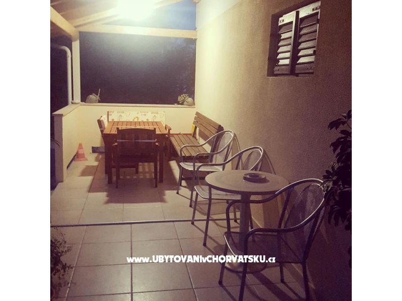 Villa Nikola – Ferienwohnung Brela, Kroatien – Foto 9