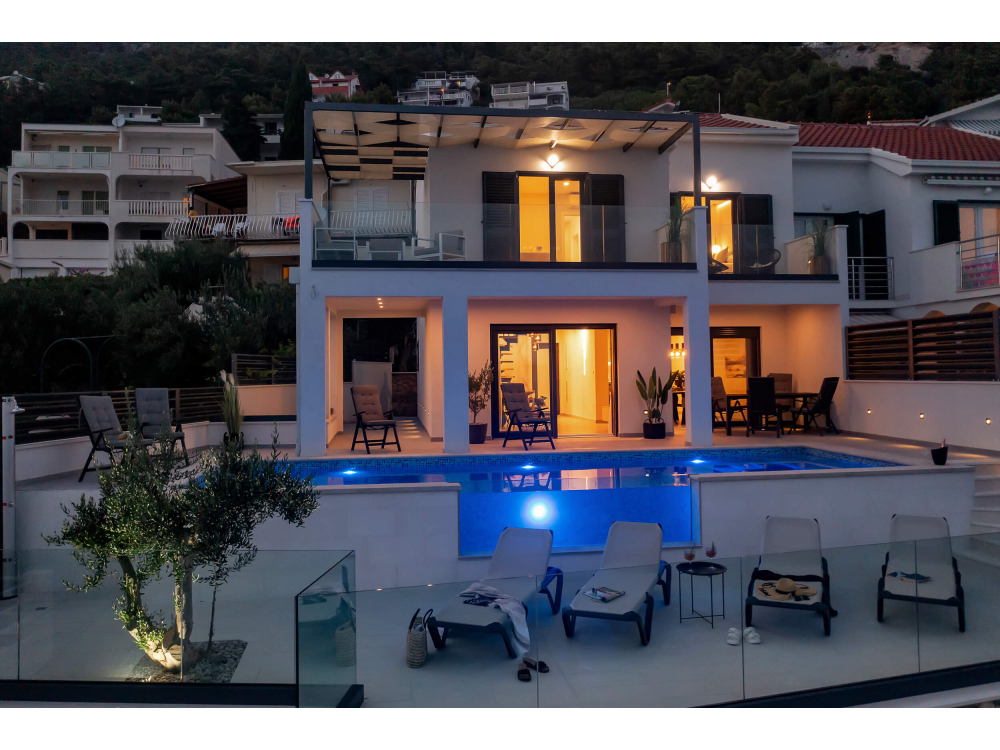 Villa Plenus - Brela Kroatien