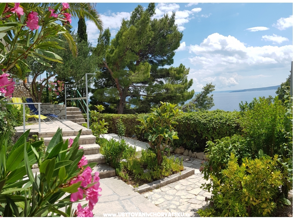 Villa Skalinada - Brela Croatie